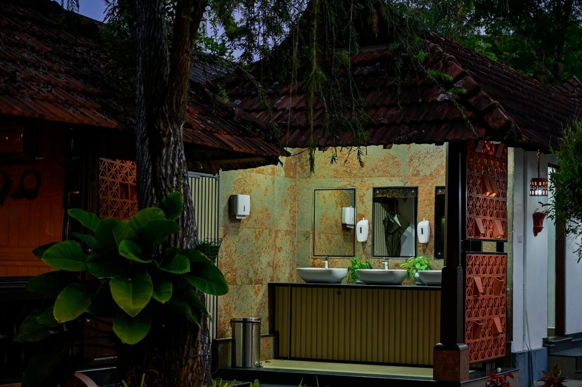 Paradise Heritage Resort Kumarakom Zewnętrze zdjęcie